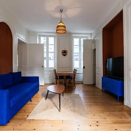 Le Saint-come • Design En Hypercentre * 拉罗歇尔